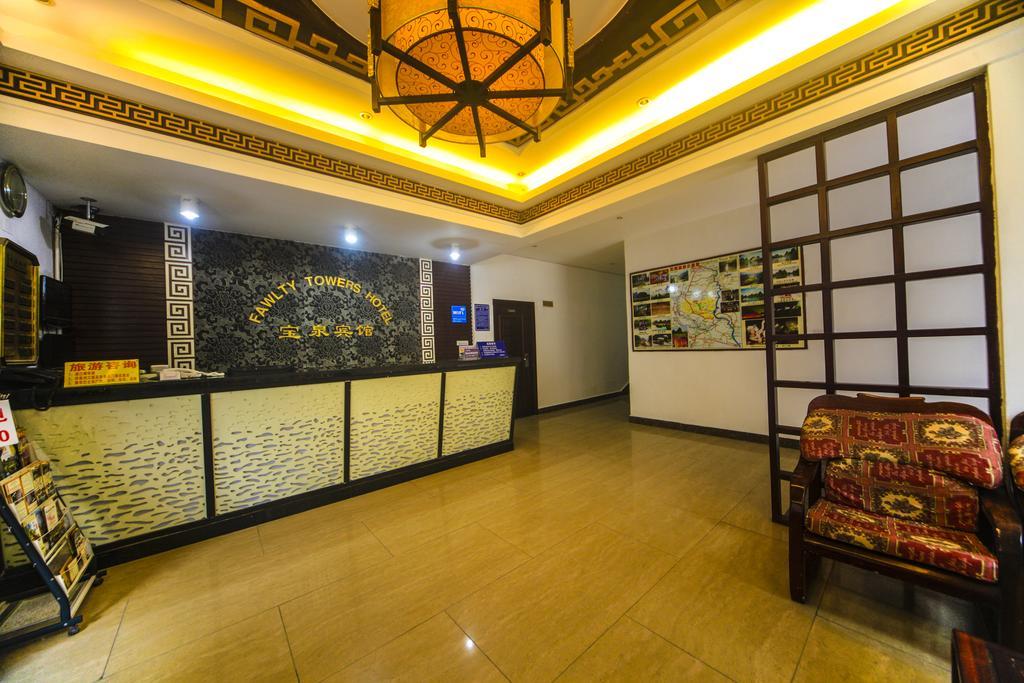 Fawlty Towers Hotel Yangshuo Exterior foto