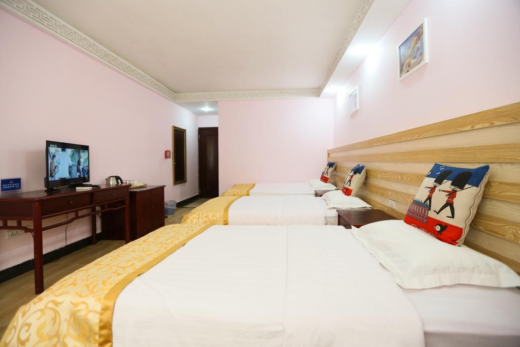 Fawlty Towers Hotel Yangshuo Exterior foto